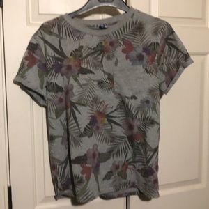 H&M tee